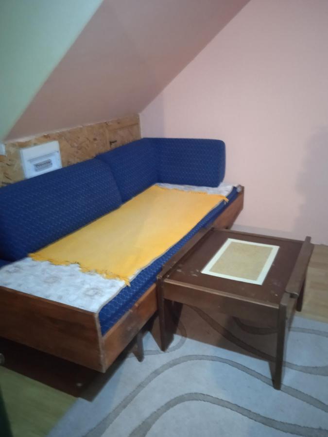 Holiday Home Vila Milka Kremna Buitenkant foto