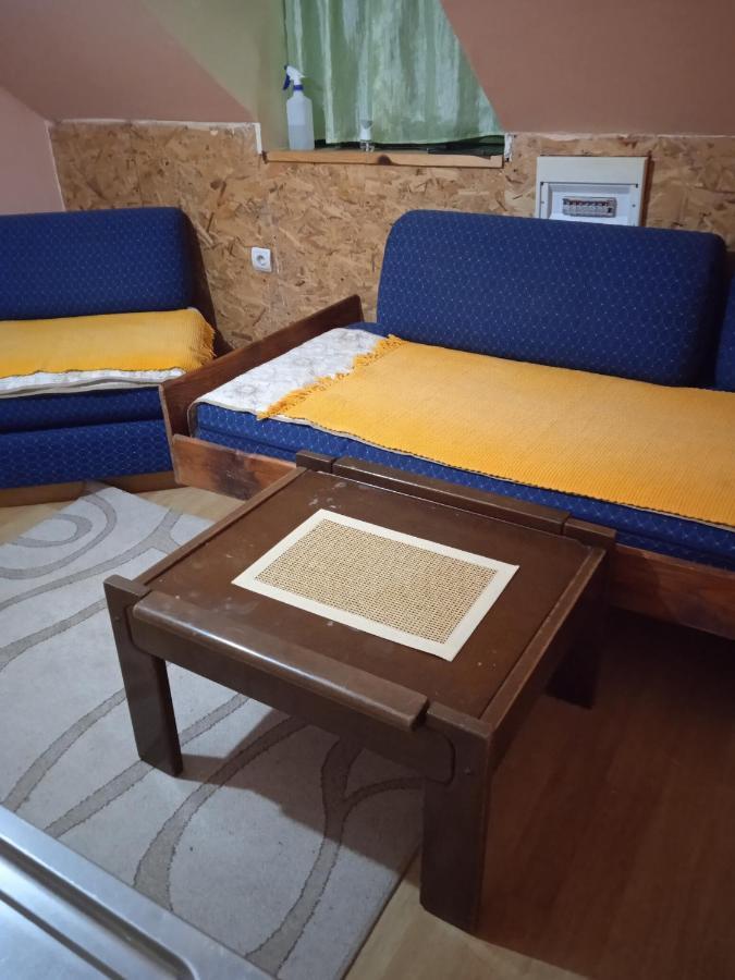 Holiday Home Vila Milka Kremna Buitenkant foto