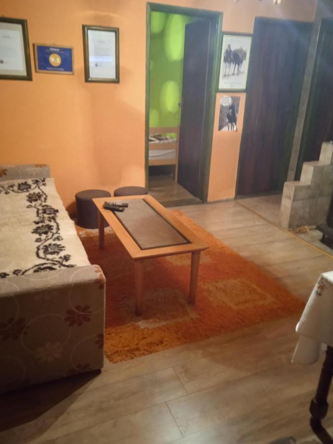 Holiday Home Vila Milka Kremna Buitenkant foto