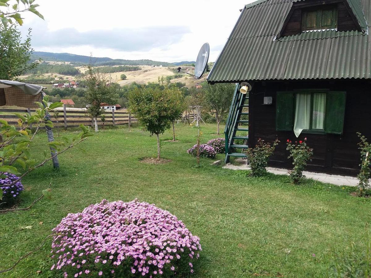 Holiday Home Vila Milka Kremna Buitenkant foto